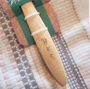 The Pioneer Woman silicone basting brush